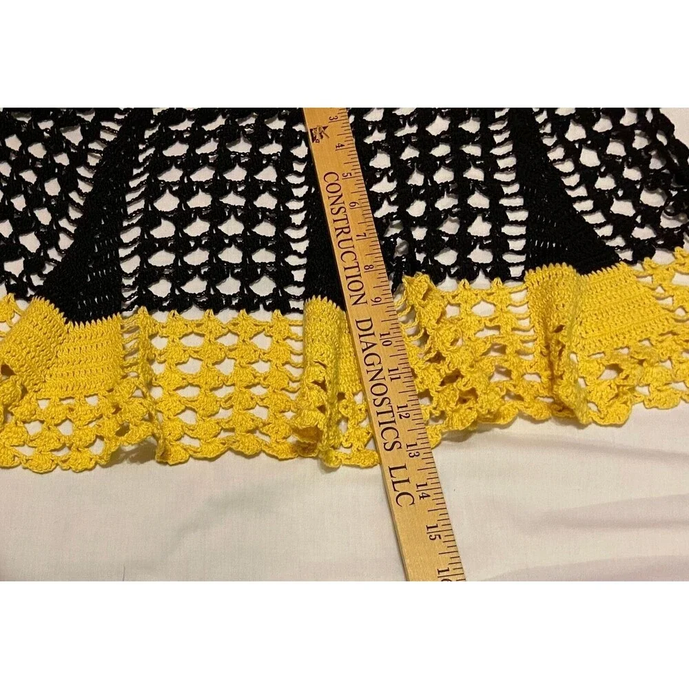 #5722 Womens Black and Yellow Crochet Half Hostess Apron